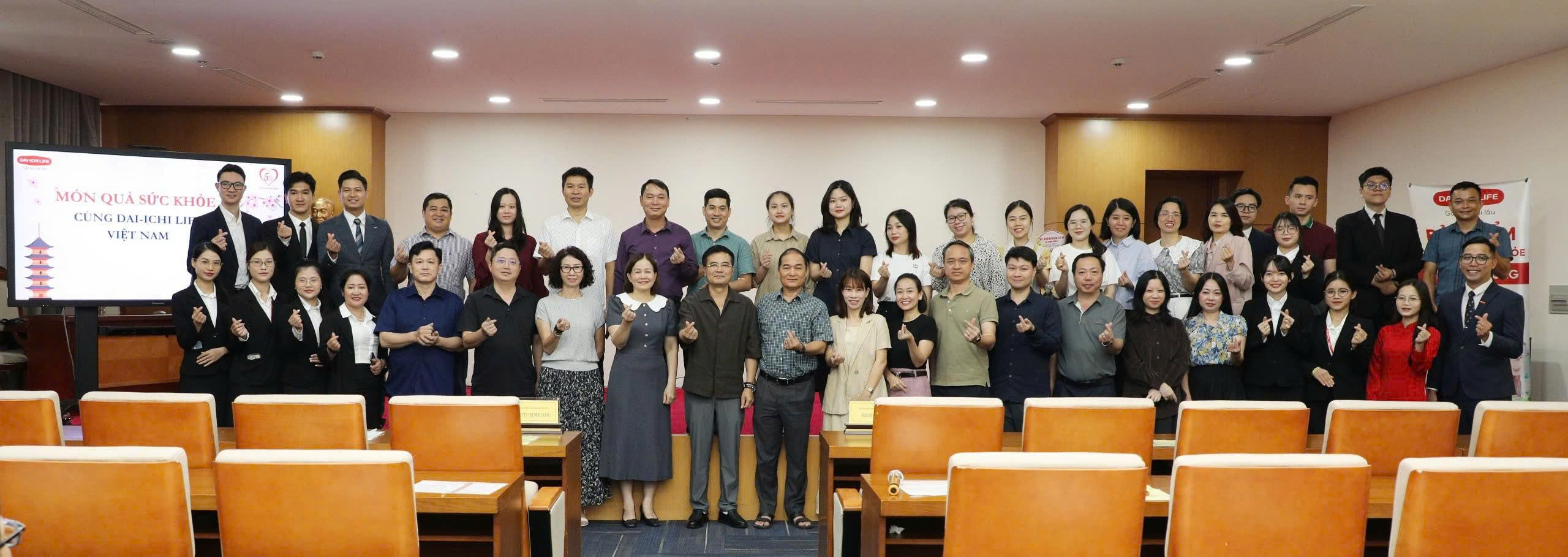 Công đoàn cơ sở Báo Đại biểu Nhân dân: Tổ chức khám sức khoẻ lần 2 trong năm cho cán bộ, phóng viên và người lao động